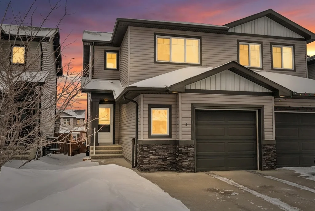 5 Hammett Gate (0 of 47)