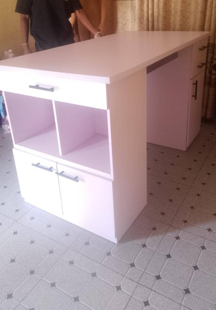 3BHUBFURNITURES project 8