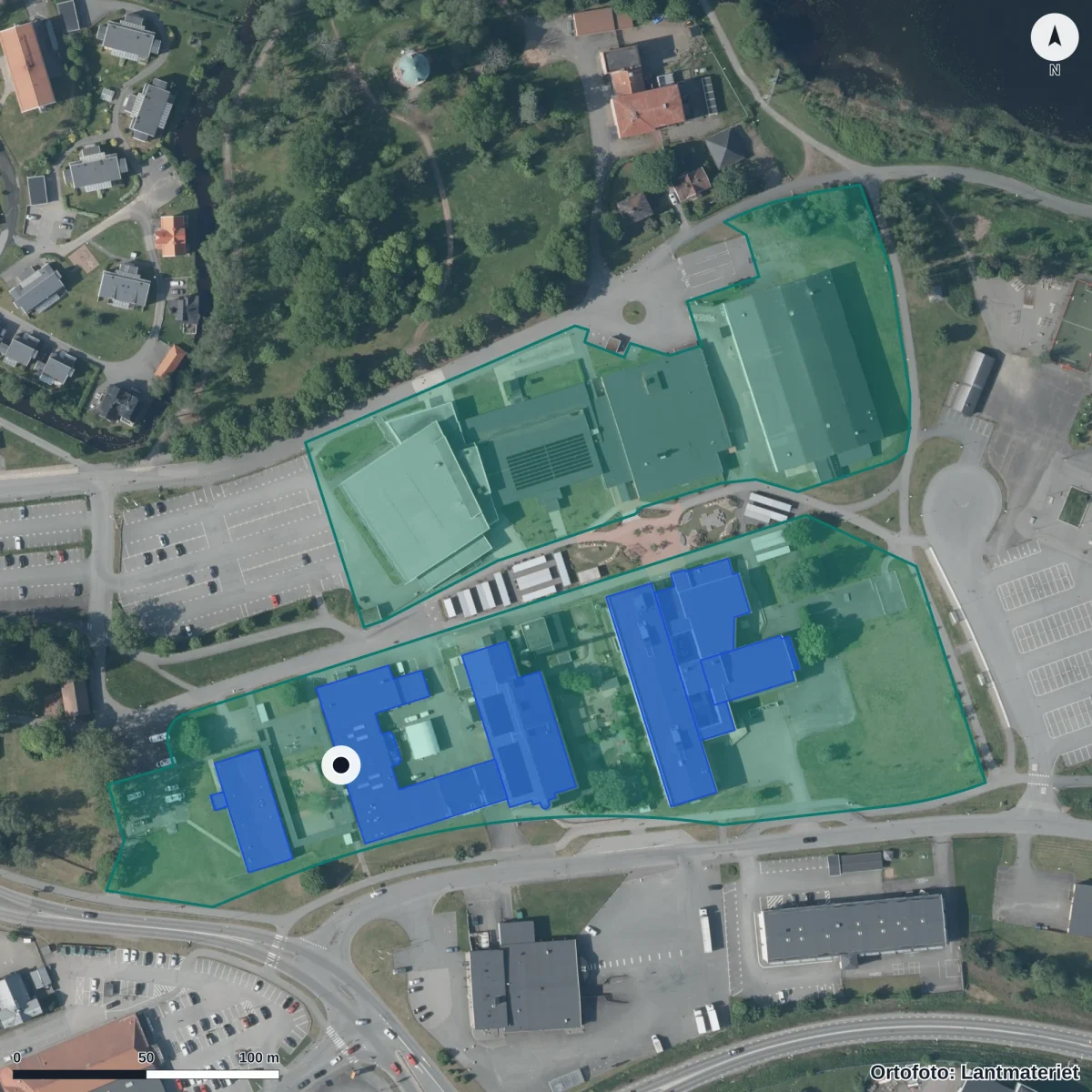 Flygbild över Eksjö Gymnasium, ortofoto från Lantmäteriet