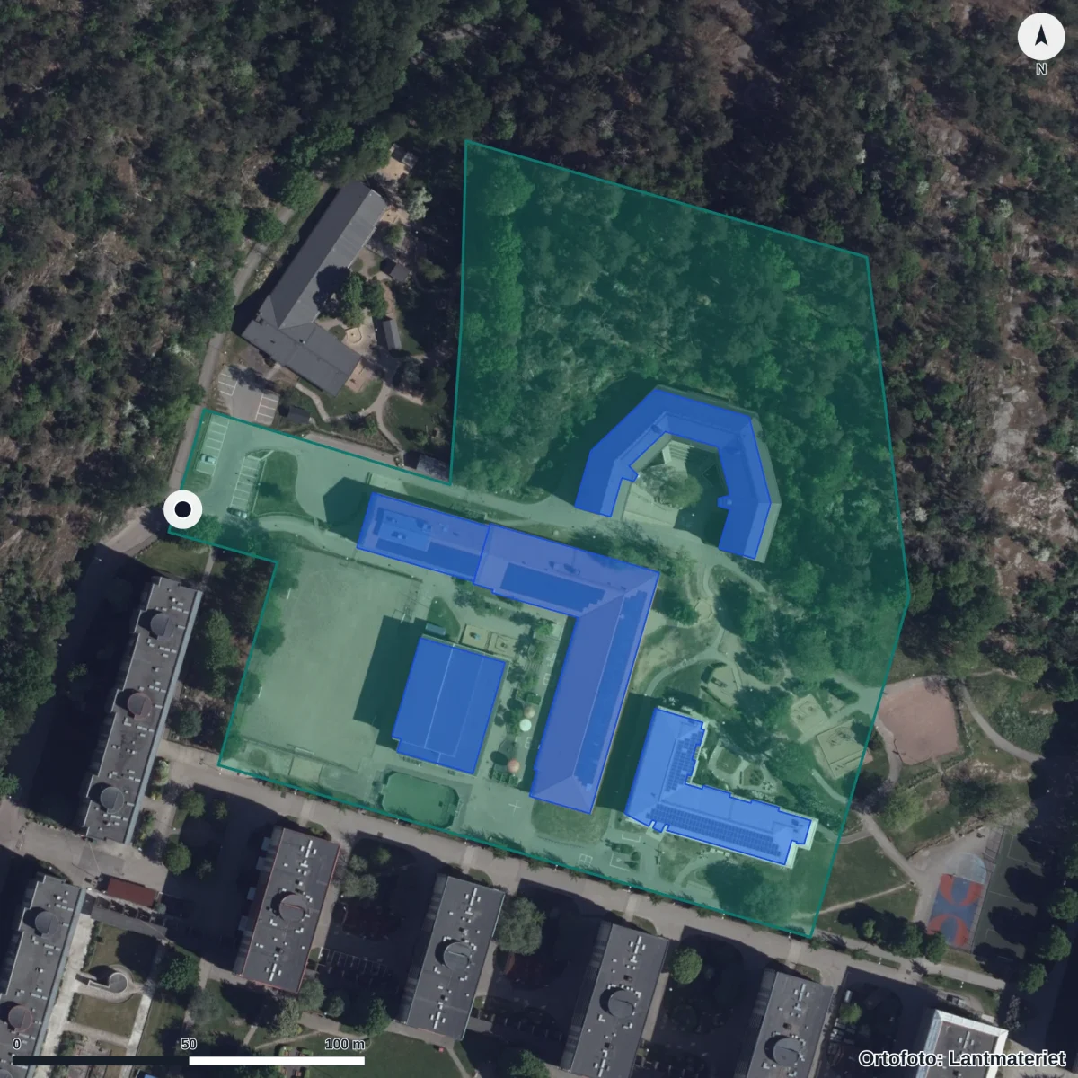 Aerial view of Bergsgårdsskolan, orthophoto from Lantmäteriet
