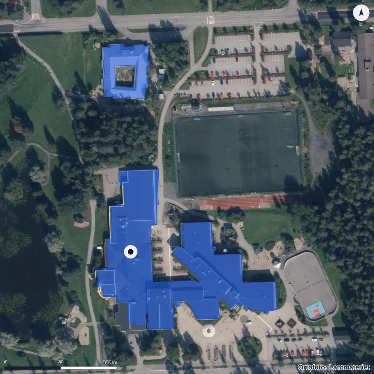 Flygbild över Storsjöskolan, ortofoto från Lantmäteriet