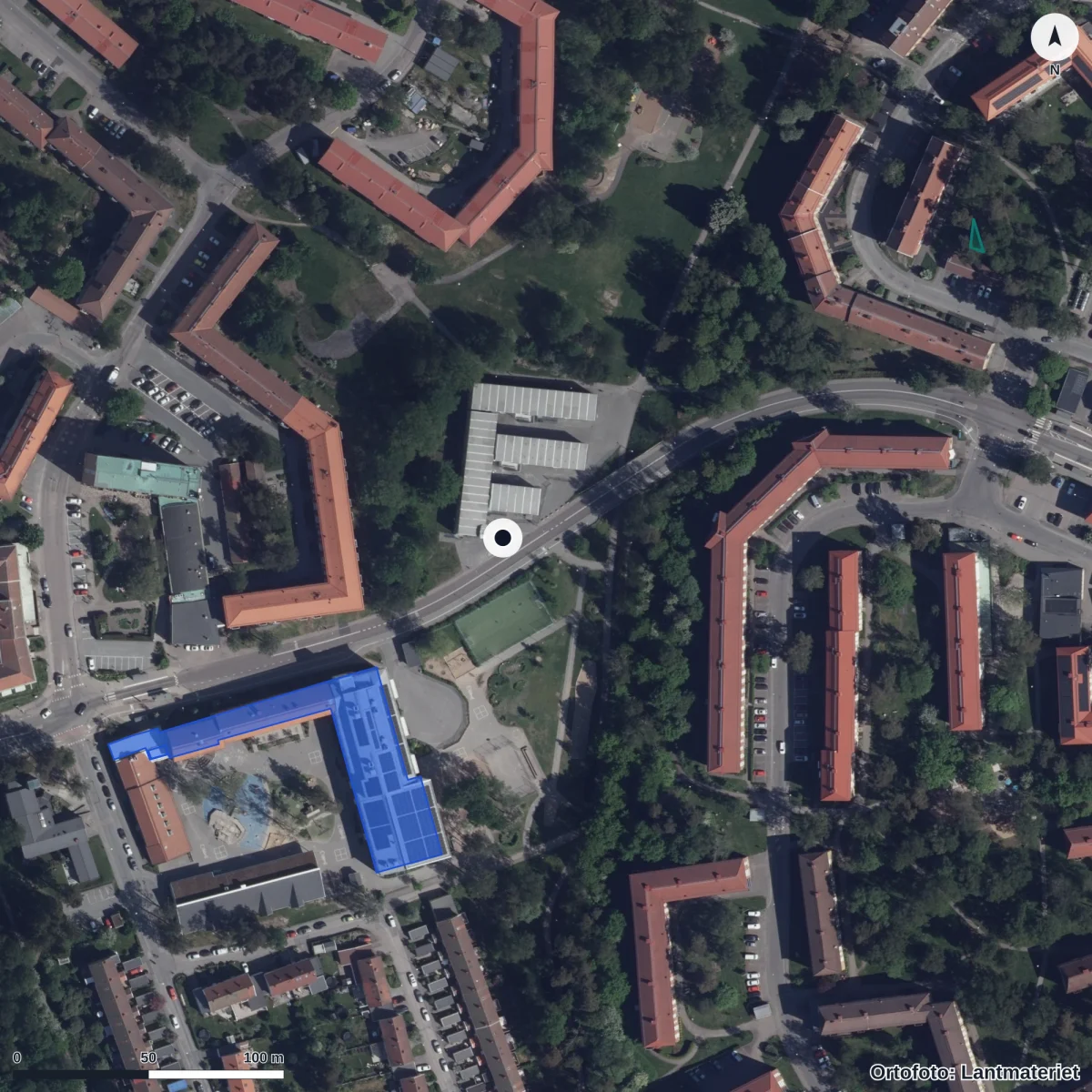 Aerial view of Kålltorpsskolan, orthophoto from Lantmäteriet