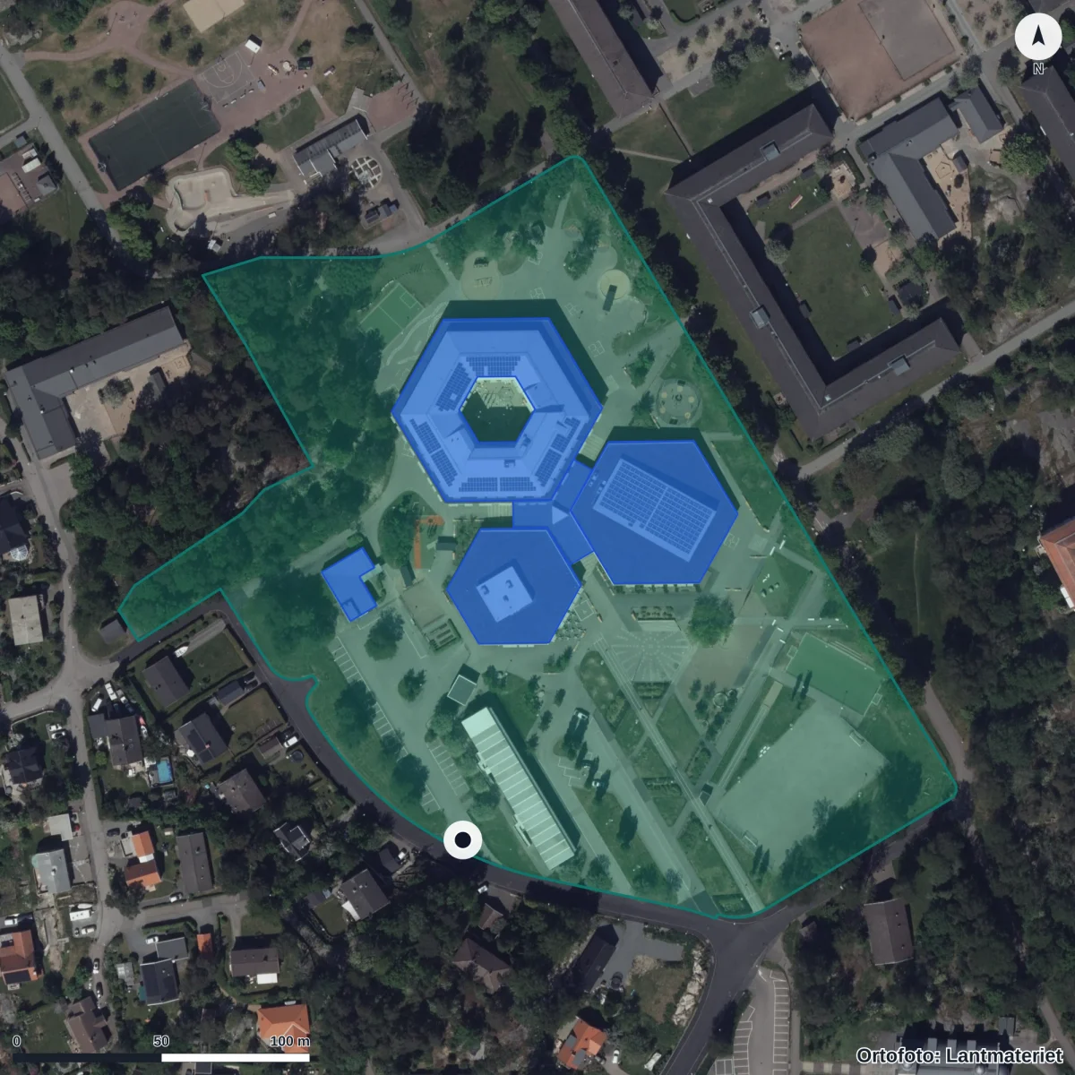 Flygbild över Frejaskolan, ortofoto från Lantmäteriet