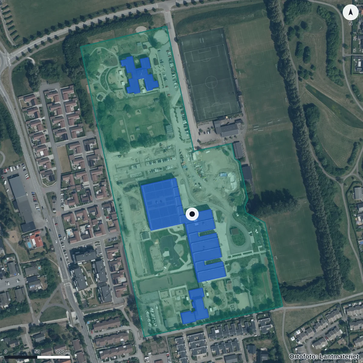 Flygbild över Tolvåkerskolan, ortofoto från Lantmäteriet