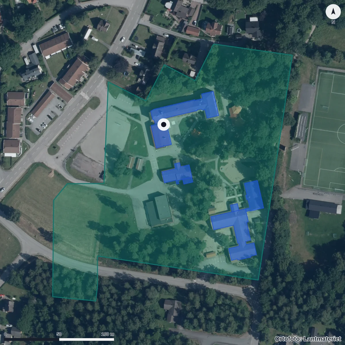 Flygbild över Kyrkhults skola, ortofoto från Lantmäteriet
