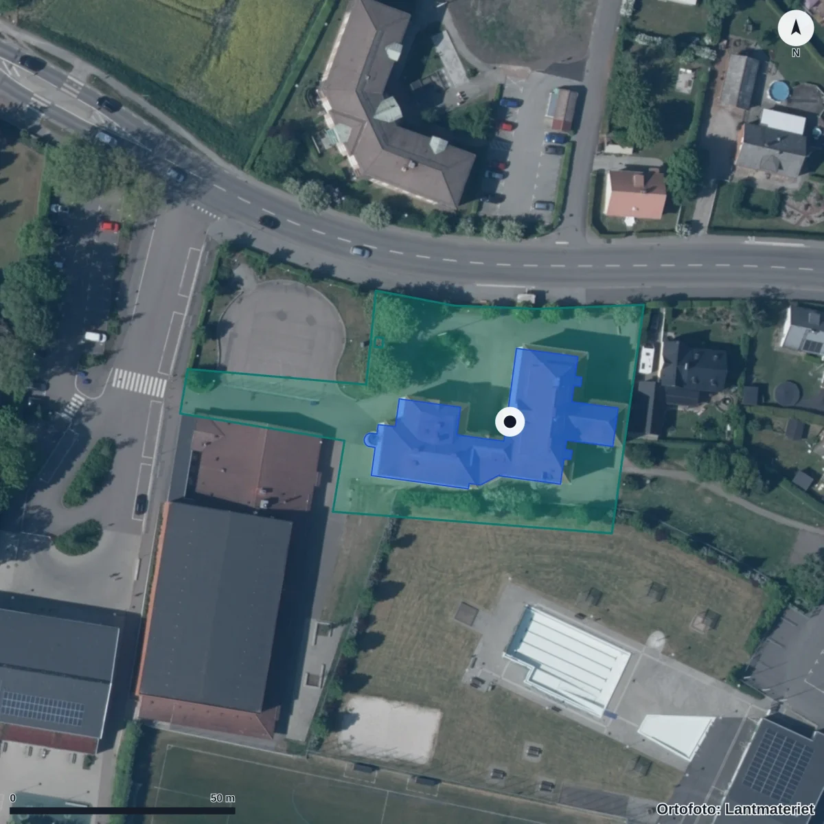 Flygbild över Väståkraskolan, ortofoto från Lantmäteriet