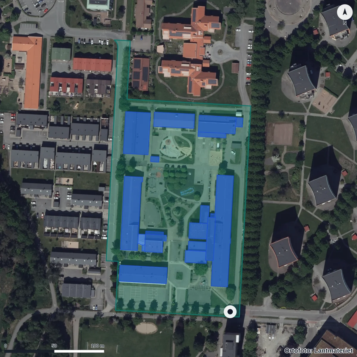 Flygbild över Frölundaskolan, ortofoto från Lantmäteriet