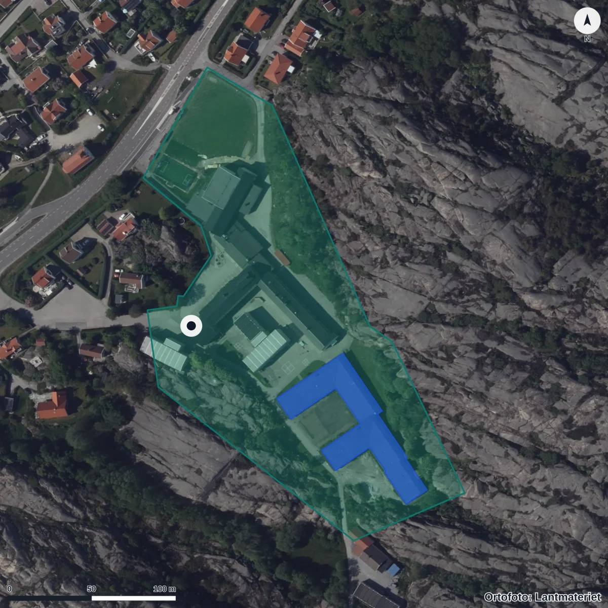 Flygbild över Bleketskolan, ortofoto från Lantmäteriet