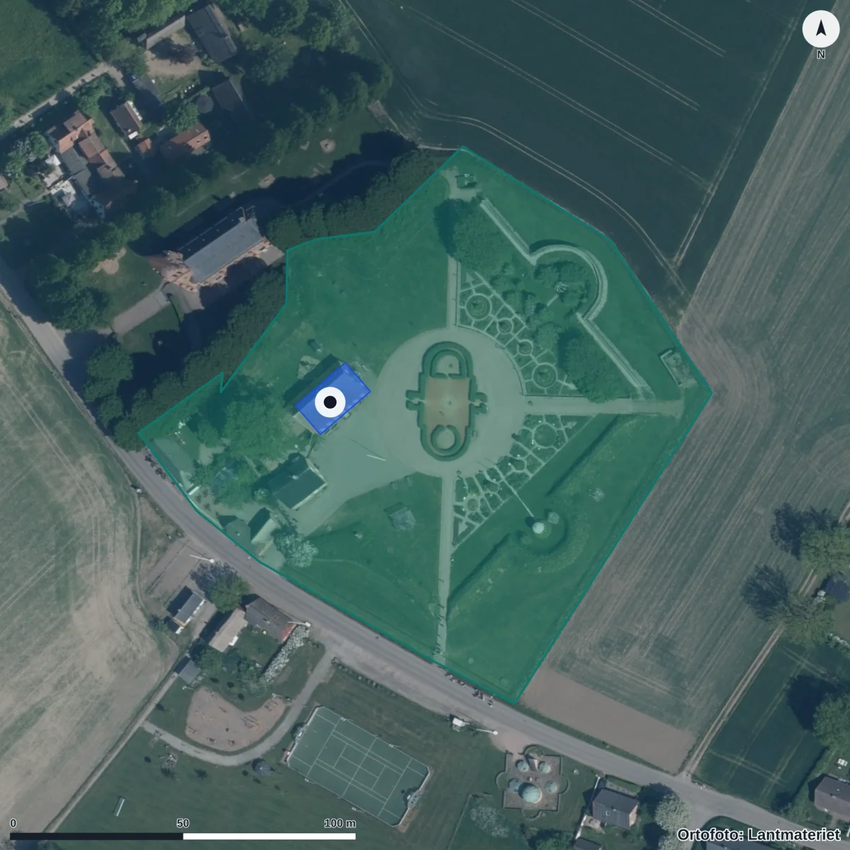 Aerial view of Albanoskolan, orthophoto from Lantmäteriet