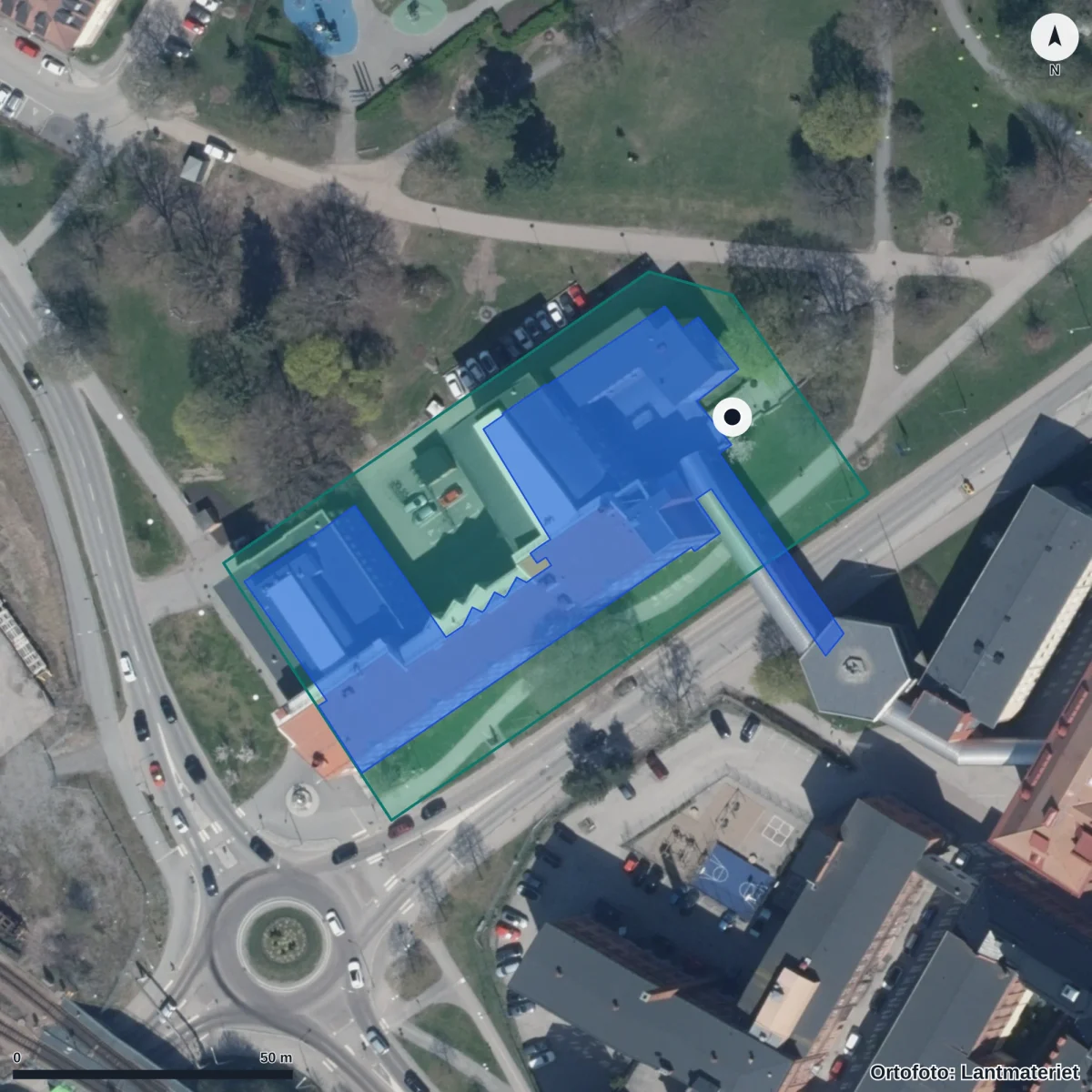 Flygbild över Rinmangymnasiet, ortofoto från Lantmäteriet