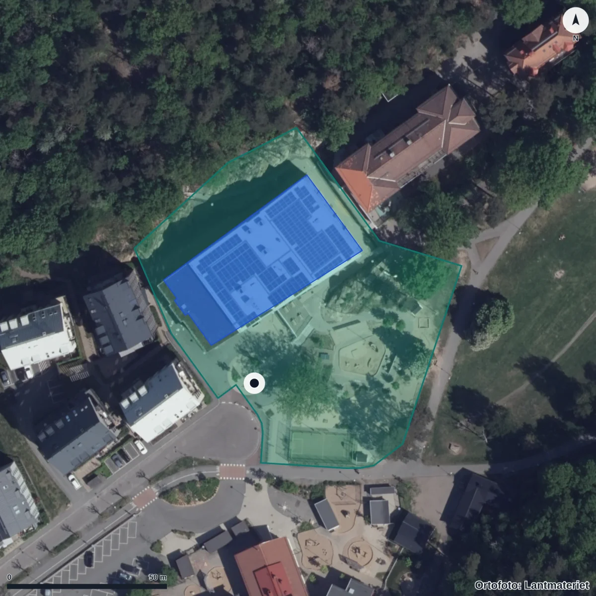 Flygbild över Parkskolan, ortofoto från Lantmäteriet