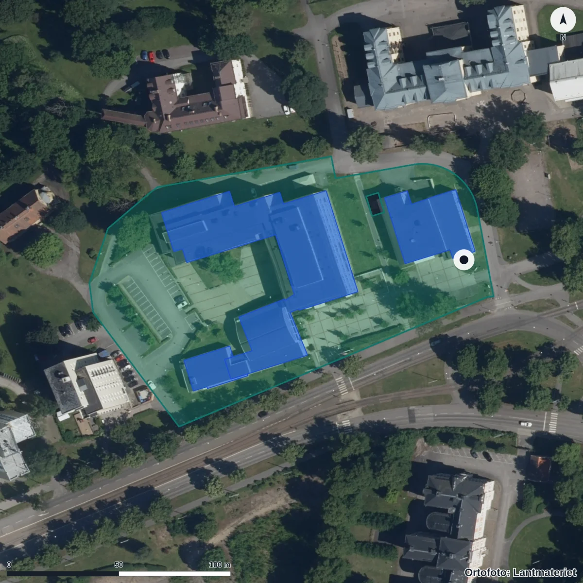 Flygbild över Norrköpings lärlingsgymnasium, ortofoto från Lantmäteriet