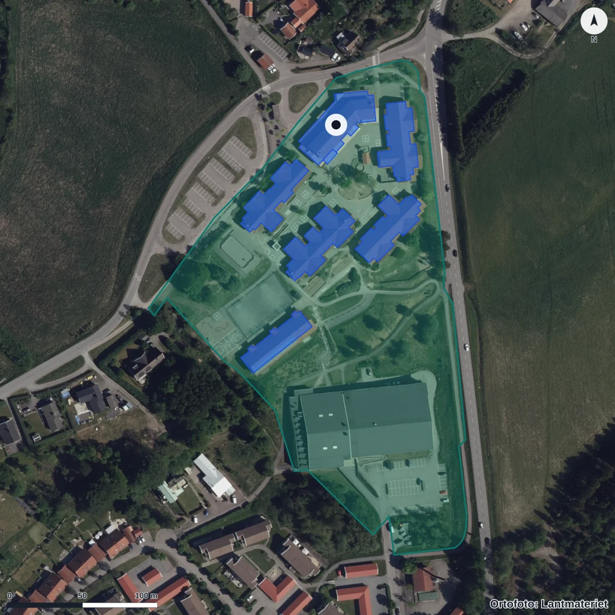 Aerial view of Toråsskolan, orthophoto from Lantmäteriet