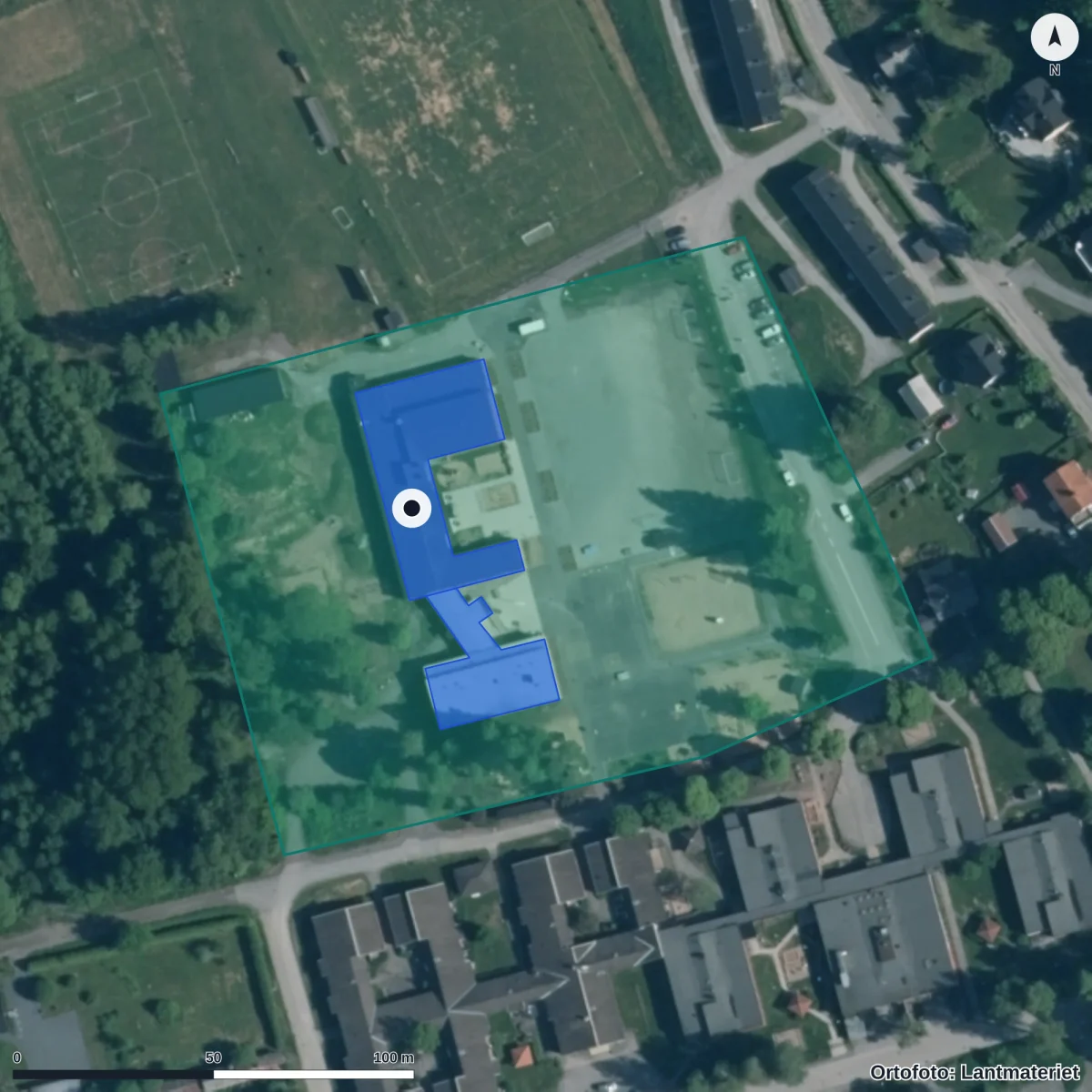 Flygbild över Grythyttans skola, ortofoto från Lantmäteriet