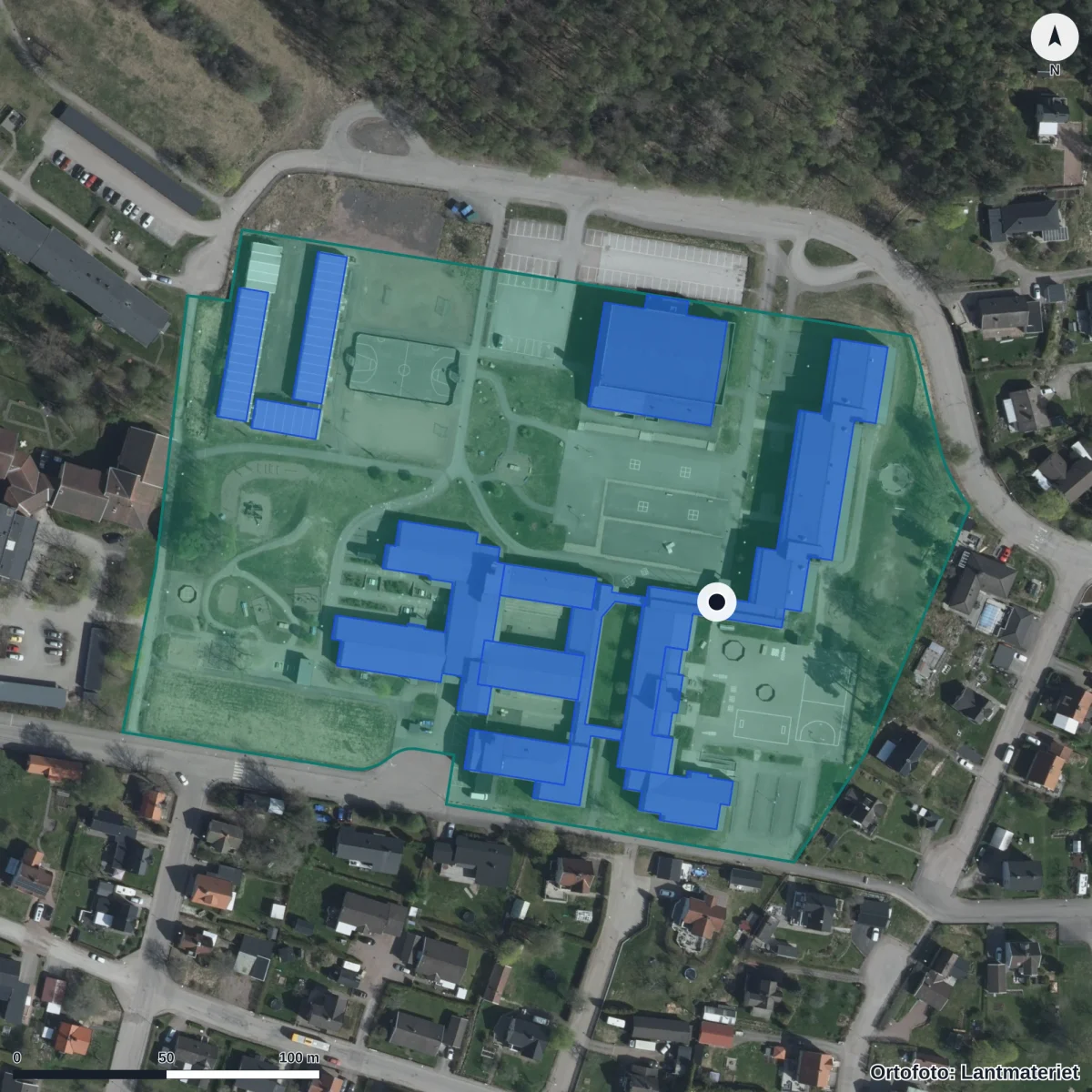 Flygbild över Stenstalidskolan, ortofoto från Lantmäteriet