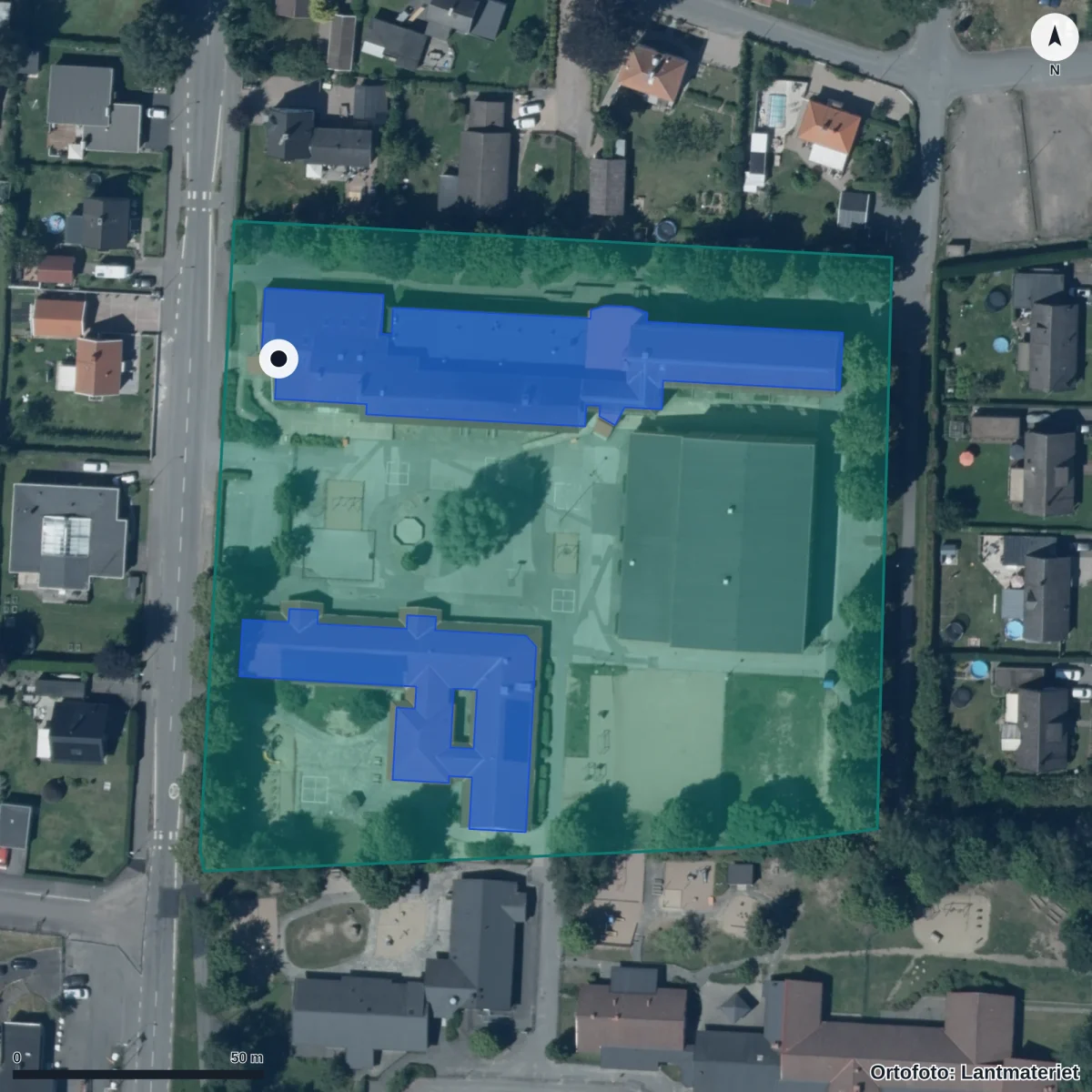 Flygbild över Önnestads skola, ortofoto från Lantmäteriet