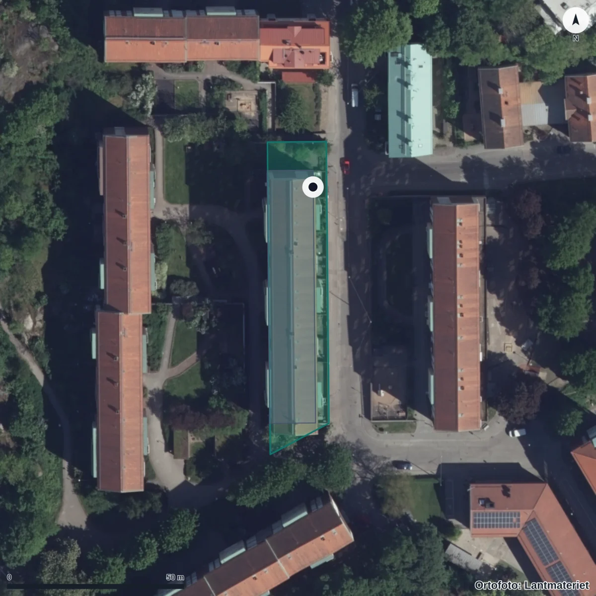 Flygbild över Eviaskolan Södra Viktoria, ortofoto från Lantmäteriet