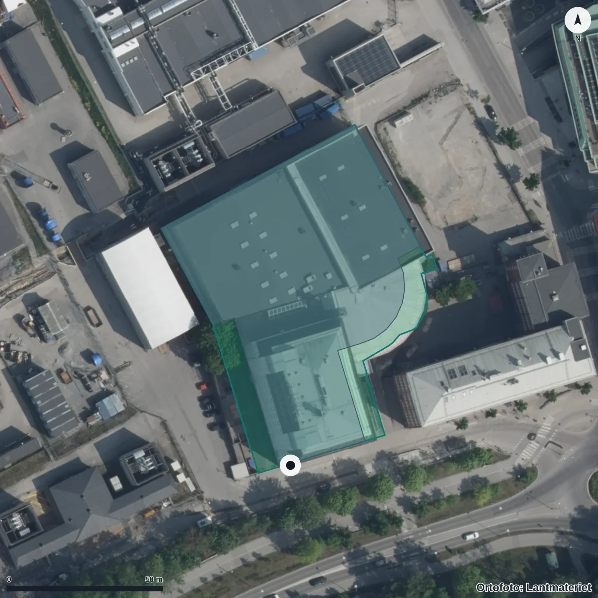 Flygbild över Fryshuset Grundskola Hammarby Sjöstad, ortofoto från Lantmäteriet