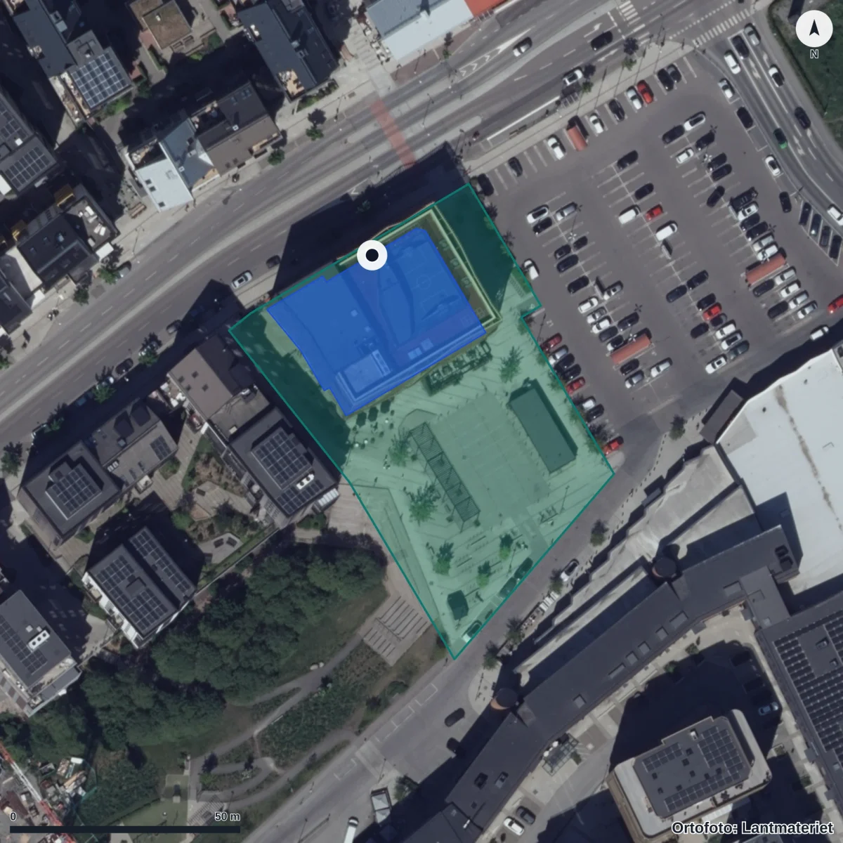 Flygbild över Noblaskolan Nya Hovås, ortofoto från Lantmäteriet