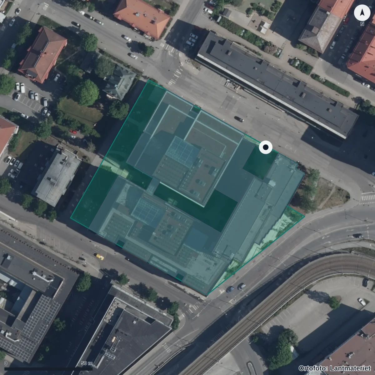 Flygbild över Grillska Gymnasiet Kungsholmen, ortofoto från Lantmäteriet
