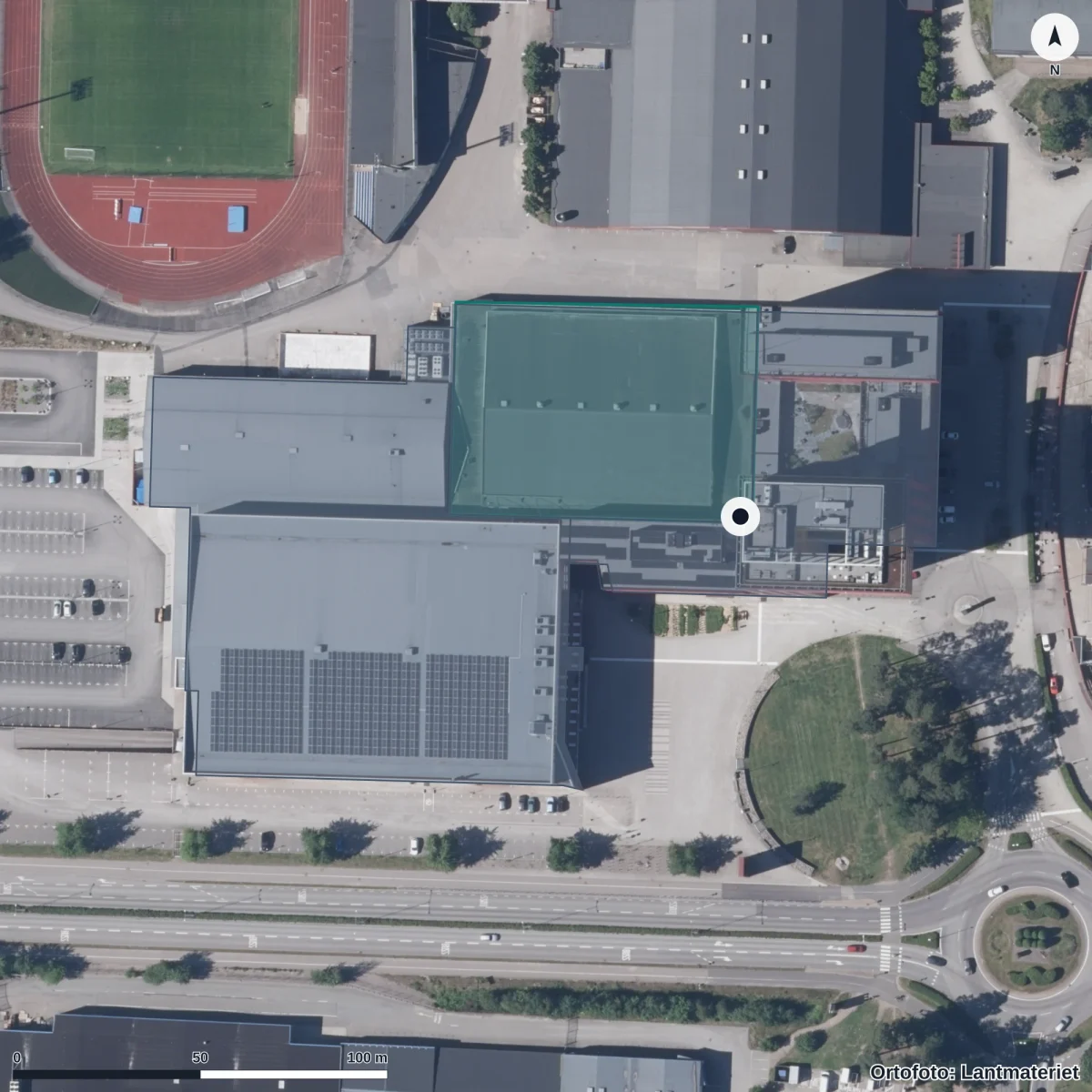 Flygbild över Växjö Fria Gymnasium, ortofoto från Lantmäteriet
