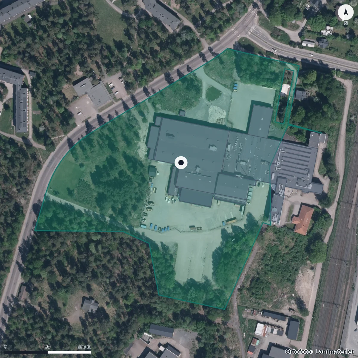 Flygbild över Höglundaskolan, ortofoto från Lantmäteriet