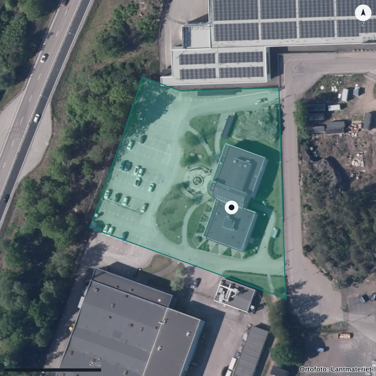 Flygbild över Etec Teknikutbildning, ortofoto från Lantmäteriet