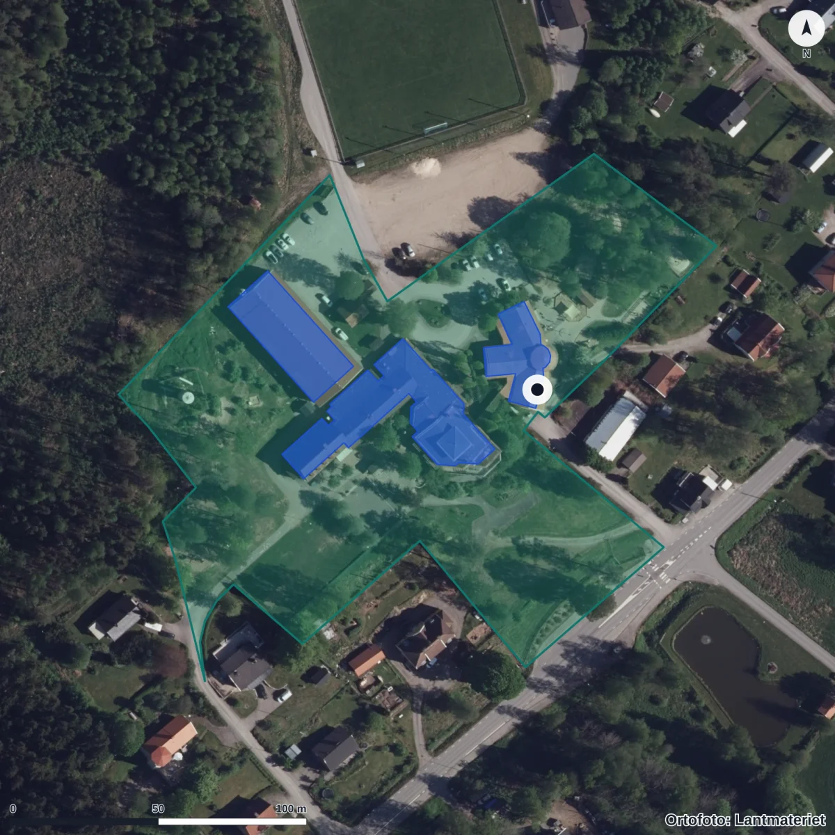 Flygbild över Tvärreds skola, ortofoto från Lantmäteriet
