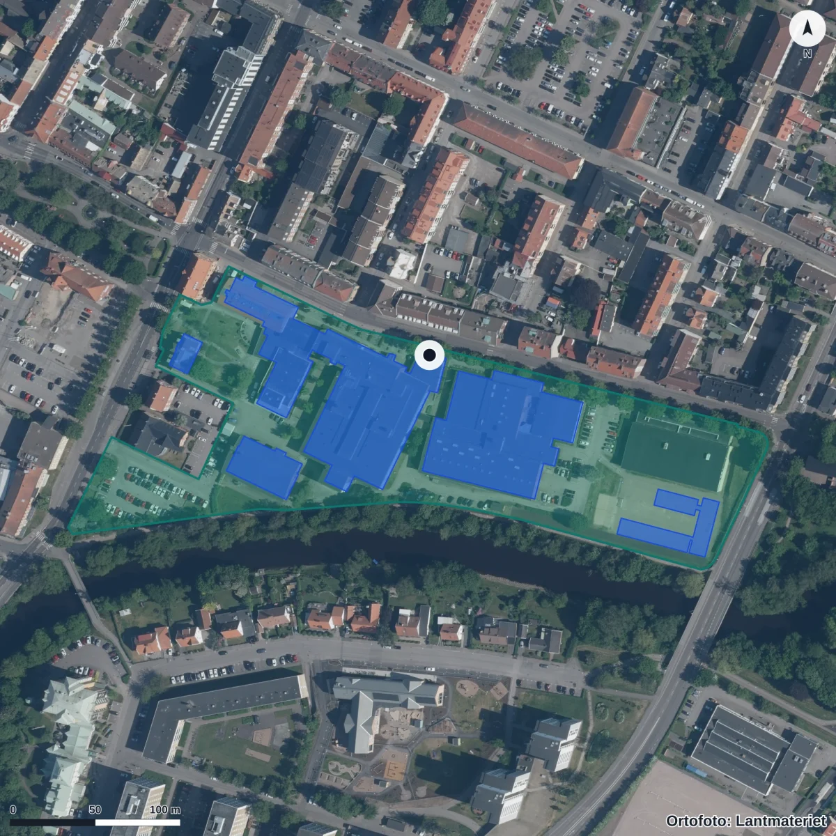 Flygbild över Ängelholms gymnasieskola, ortofoto från Lantmäteriet