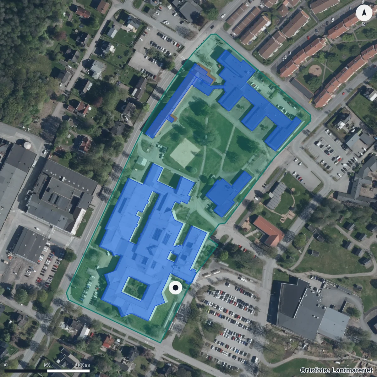 Flygbild över Gislaveds gymnasium, ortofoto från Lantmäteriet