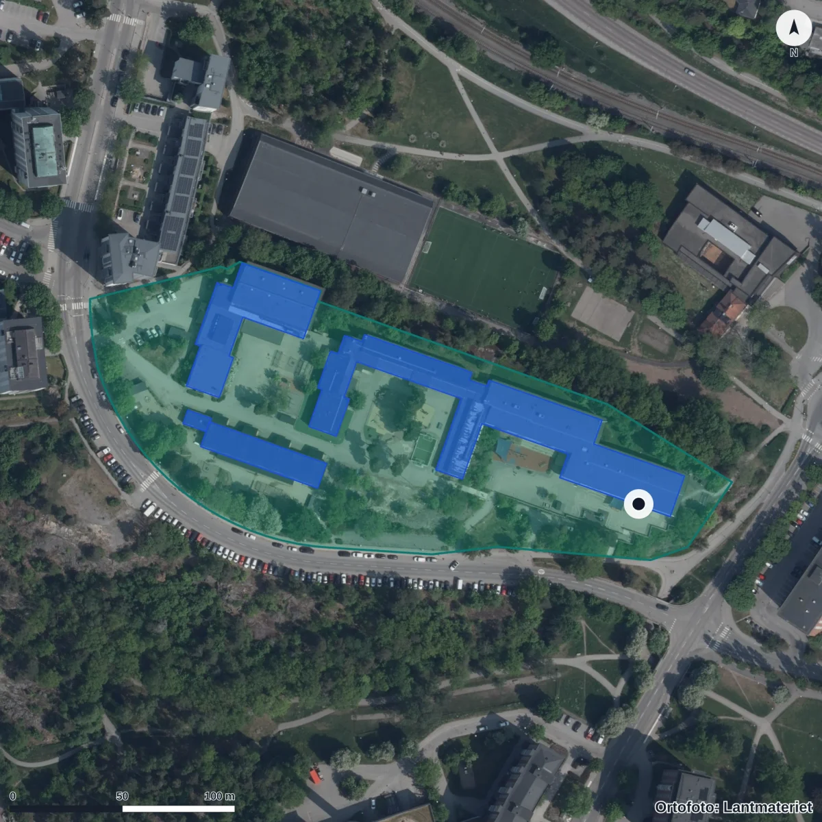 Flygbild över Lidingö - Anpassad grundskola, ortofoto från Lantmäteriet