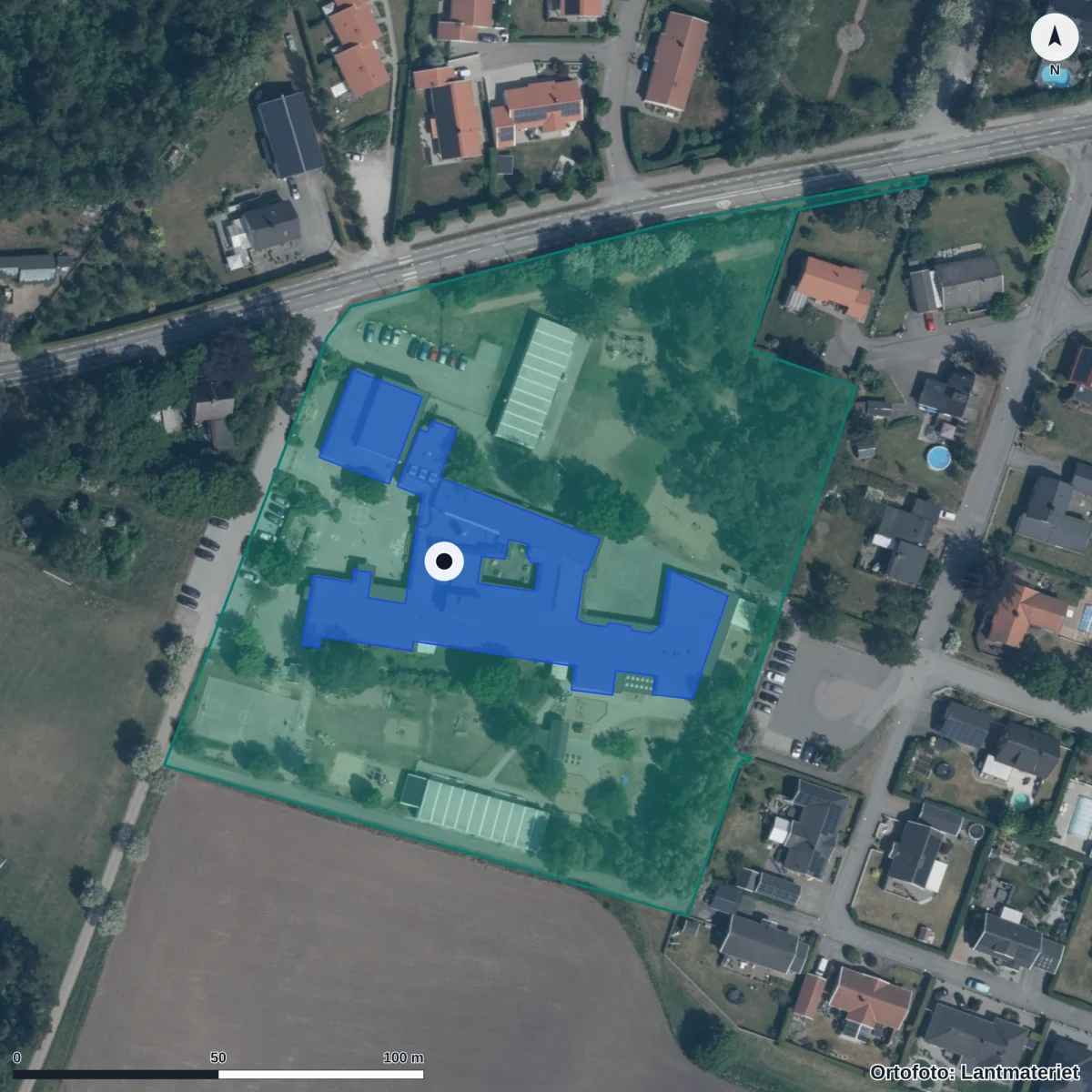 Flygbild över Dösjebroskolan, ortofoto från Lantmäteriet