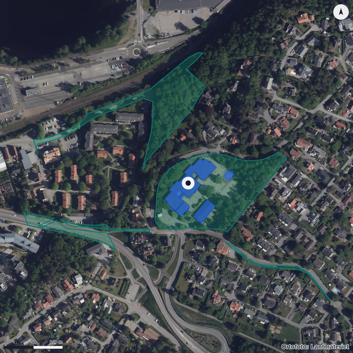 Aerial view of Högadalsskolan, orthophoto from Lantmäteriet
