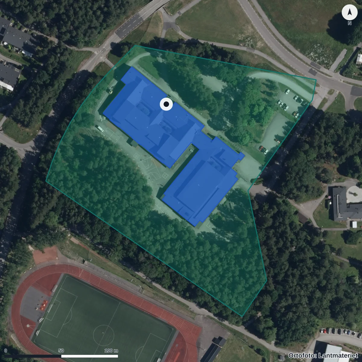 Flygbild över Borgsmoskolan, ortofoto från Lantmäteriet