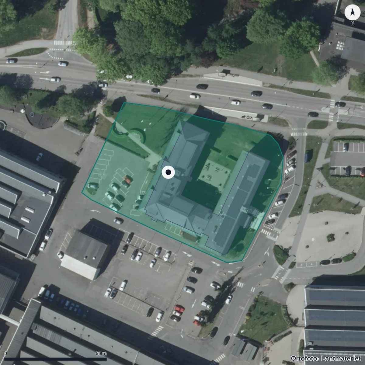 Aerial view of Drottning Blankas Gymnasieskola Skövde, orthophoto from Lantmäteriet