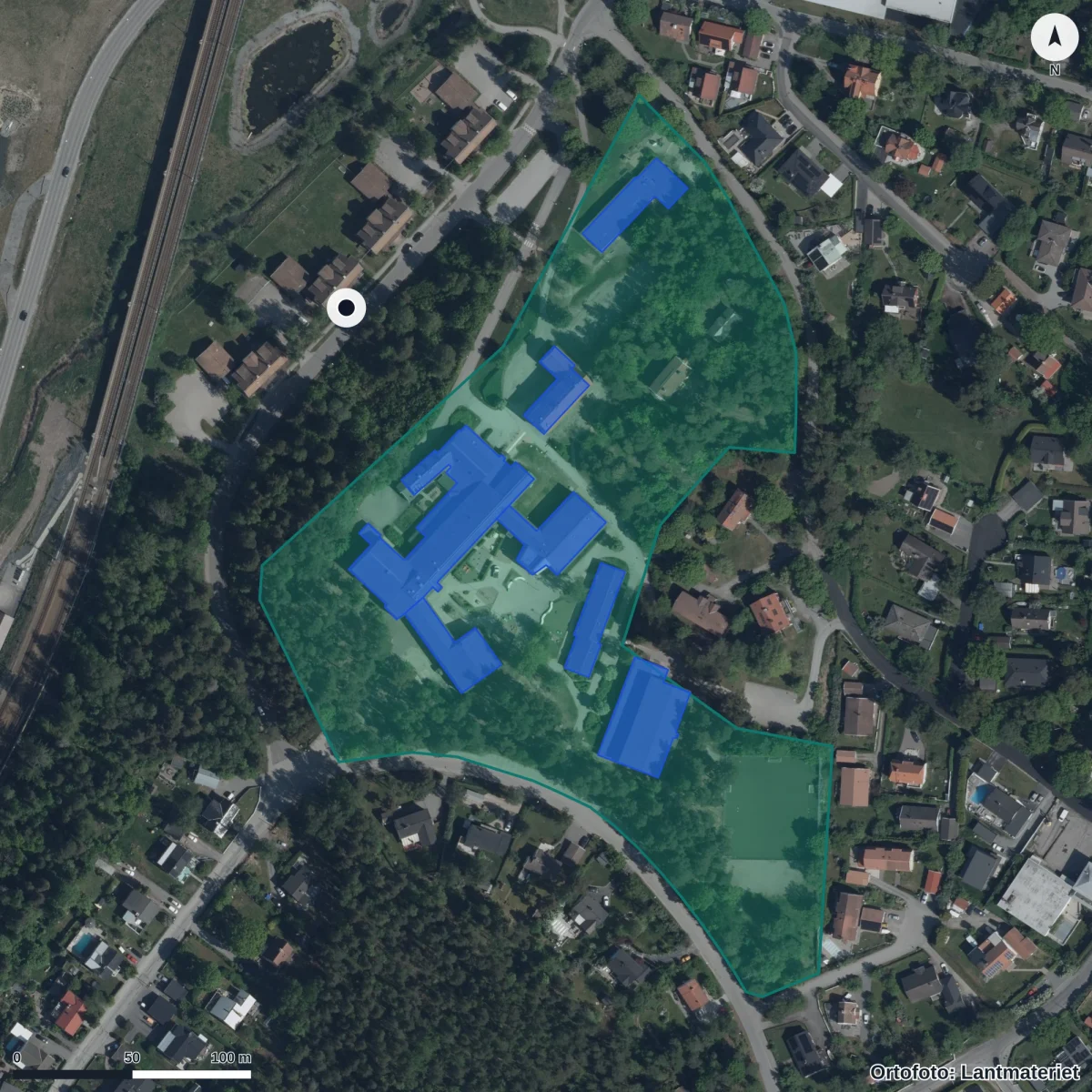 Aerial view of Aktiviaskolan Hus 6, orthophoto from Lantmäteriet
