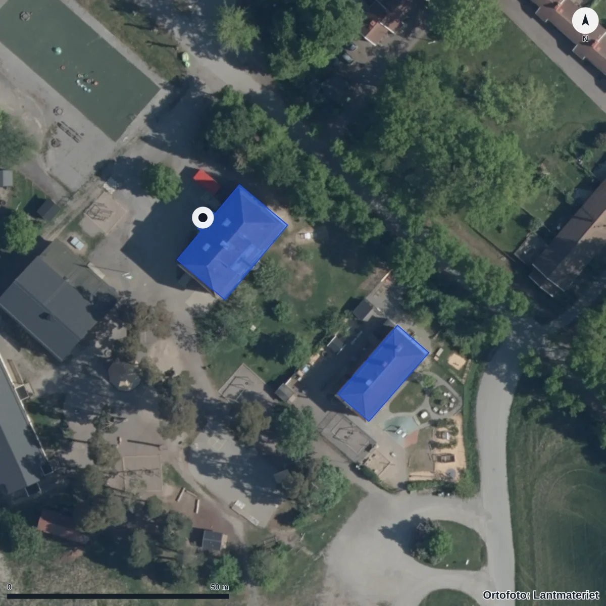 Flygbild över Drottningholmskolan, ortofoto från Lantmäteriet