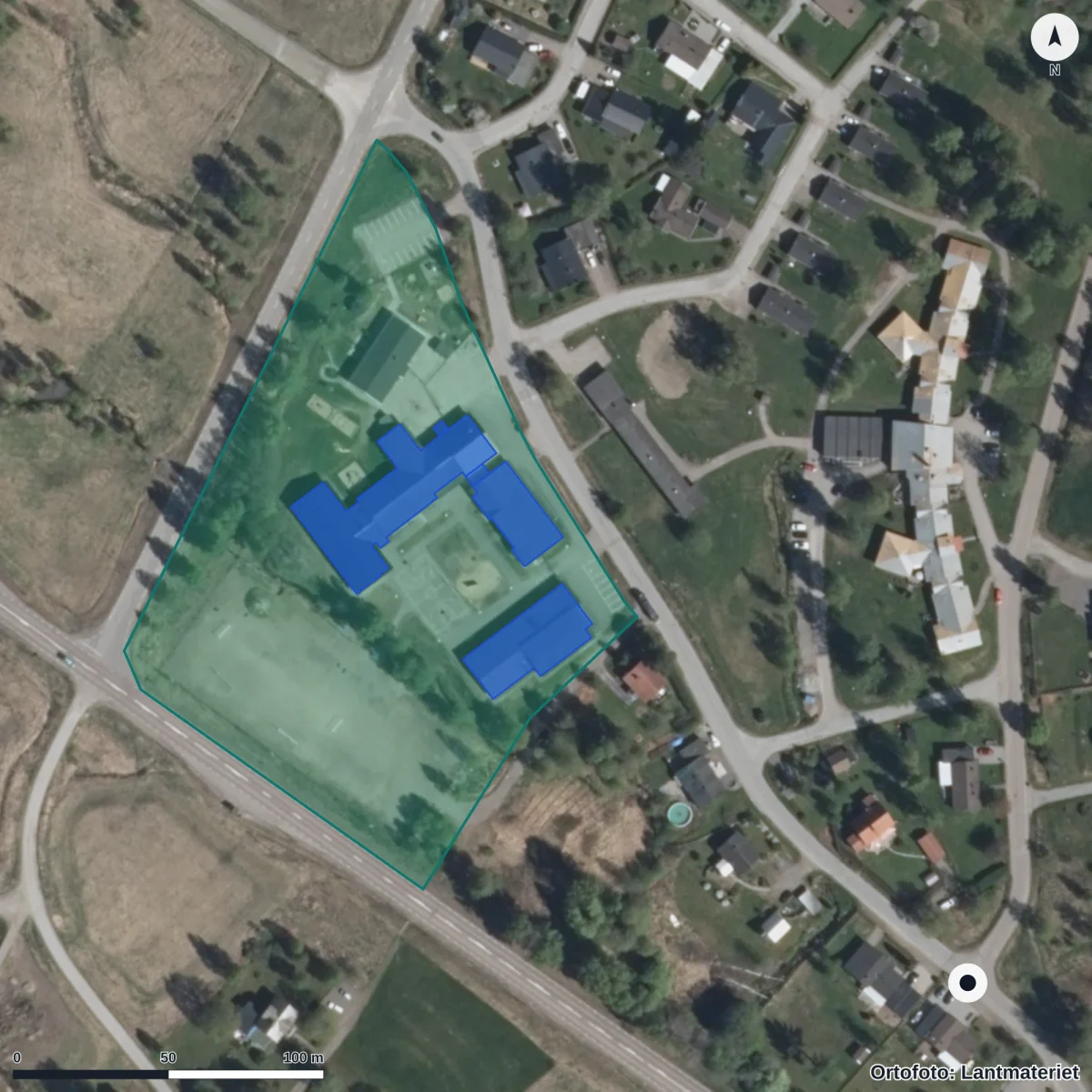 Flygbild över Sulviks skola, ortofoto från Lantmäteriet