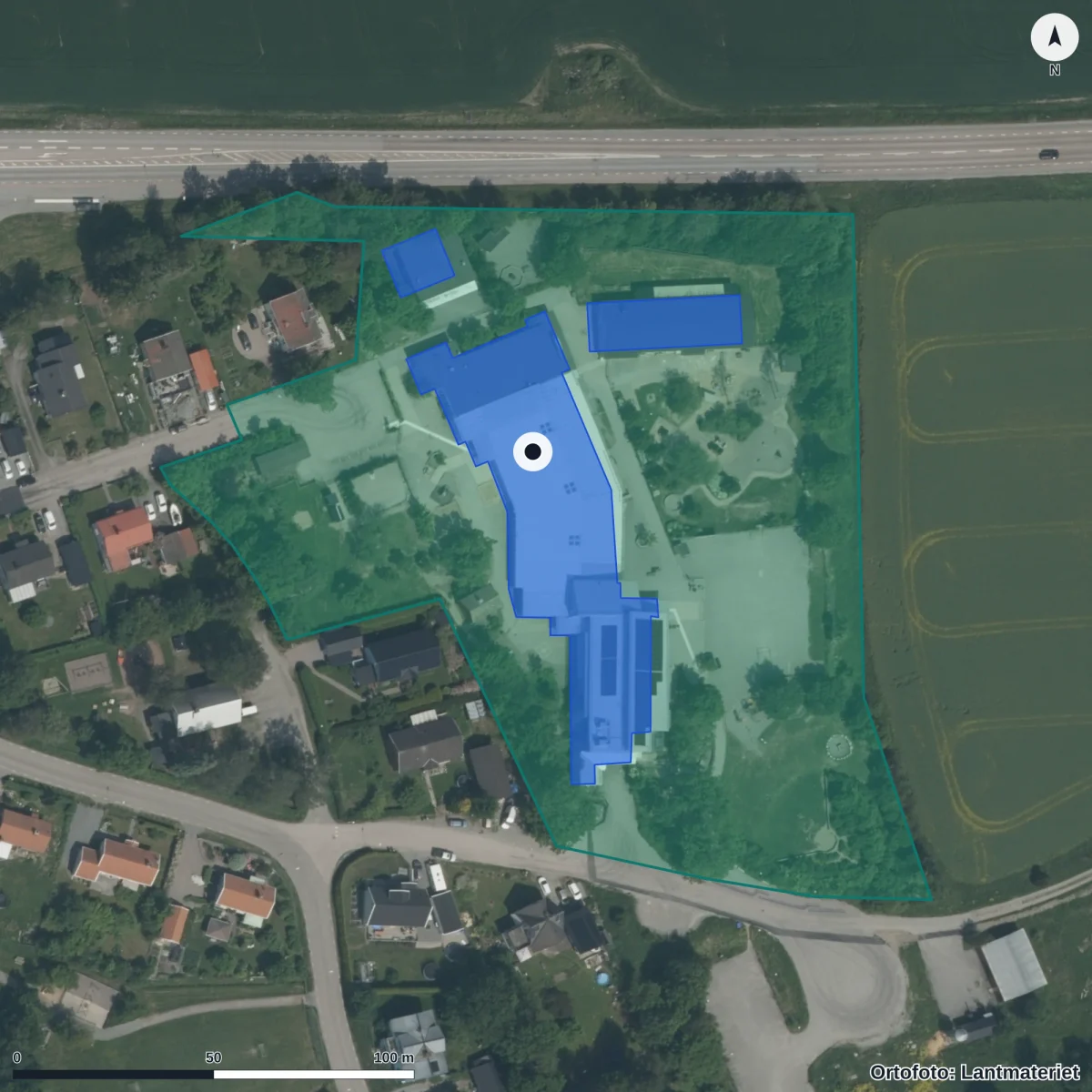 Flygbild över Skolstaskolan, ortofoto från Lantmäteriet