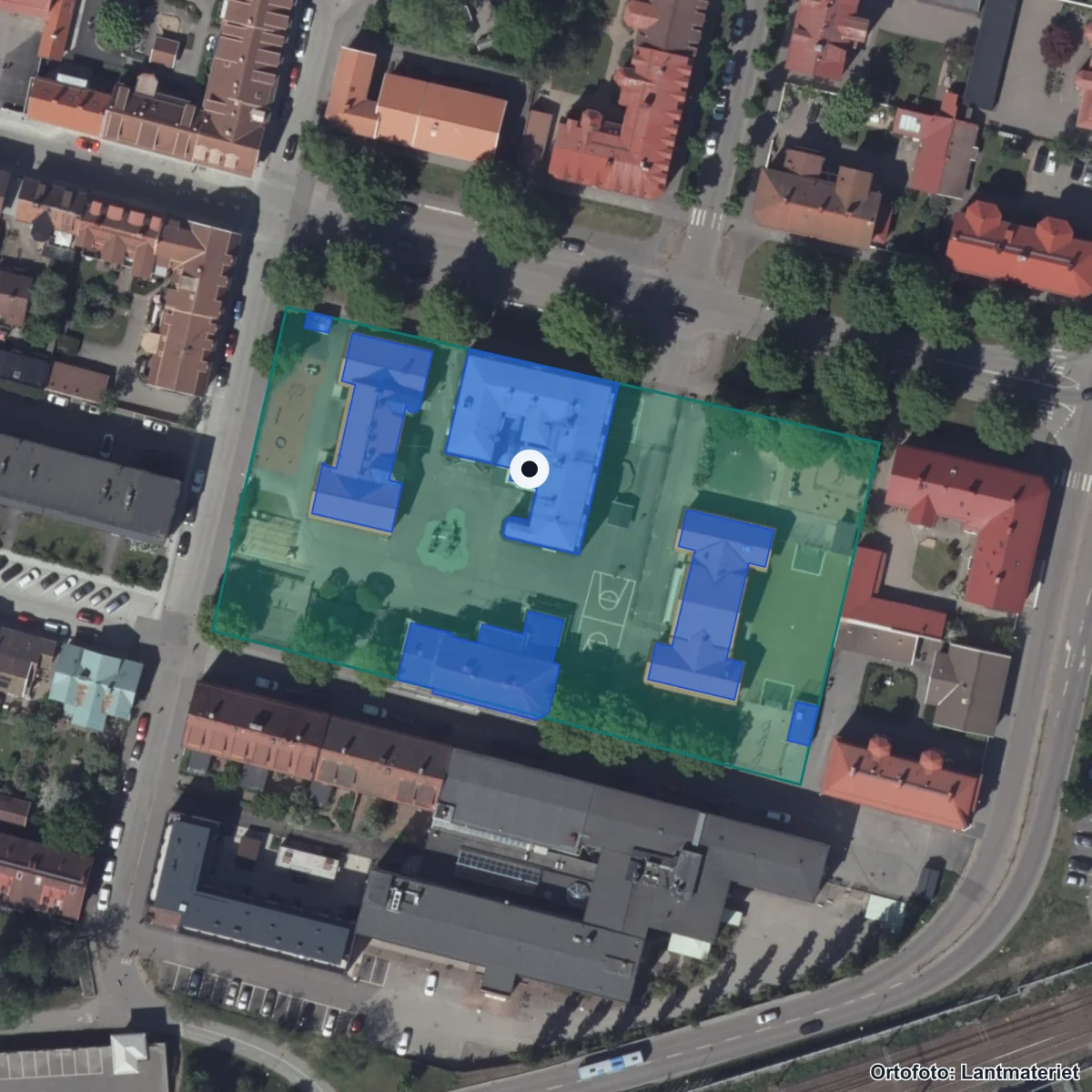 Aerial view of Lendahlsskolan, orthophoto from Lantmäteriet