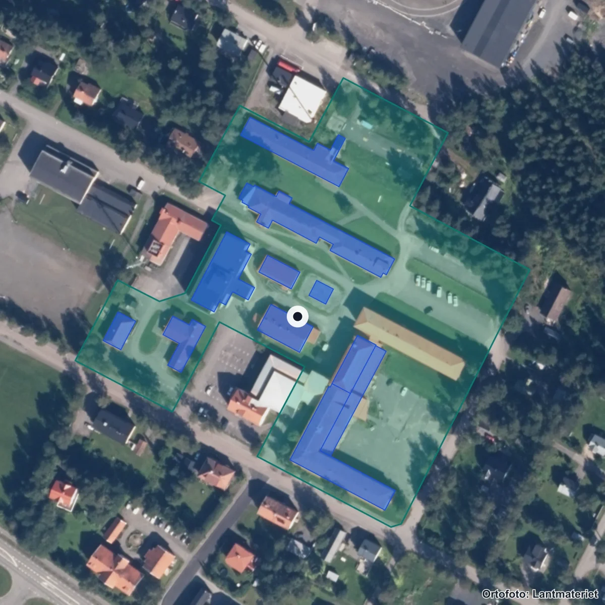 Flygbild över Vuxenutbildning, särvux, ortofoto från Lantmäteriet