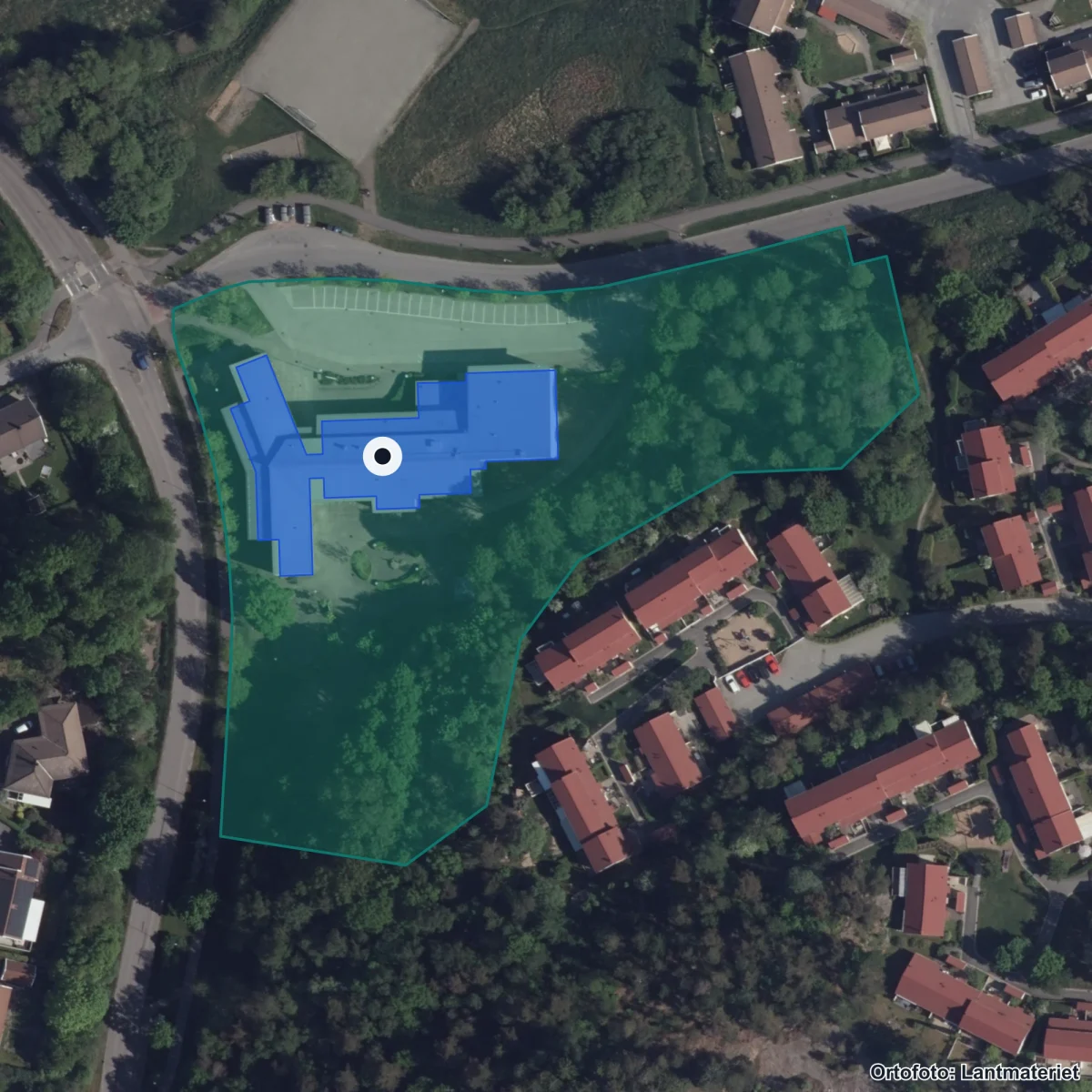 Flygbild över Båtsmansskolan, ortofoto från Lantmäteriet