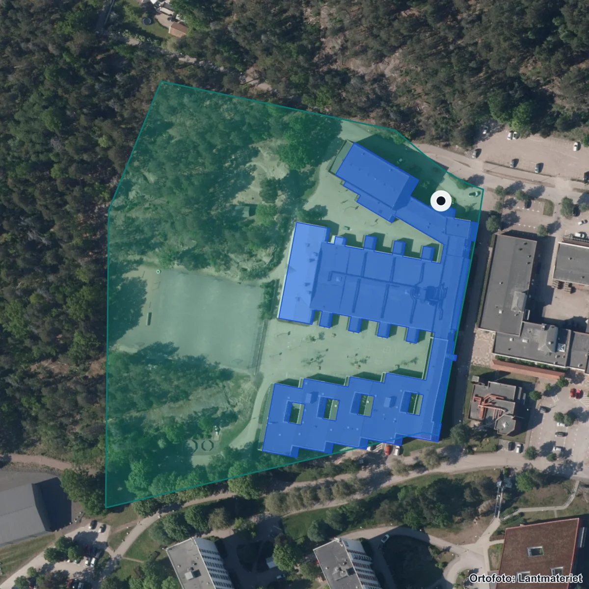 Flygbild över Kristinebergskolan, ortofoto från Lantmäteriet