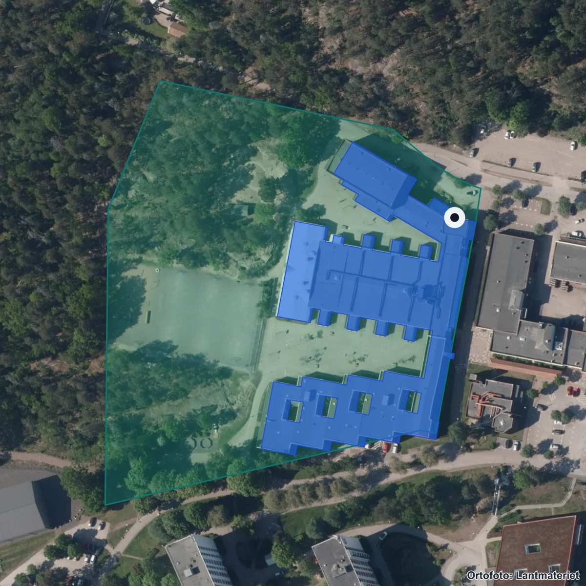 Flygbild över Kristinebergskolan, ortofoto från Lantmäteriet