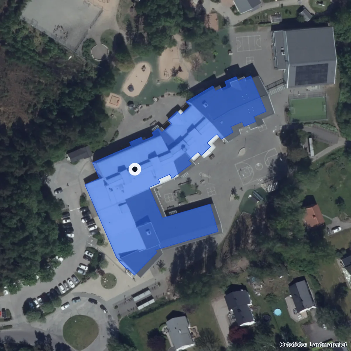 Aerial view of Sjömarkenskolan, orthophoto from Lantmäteriet