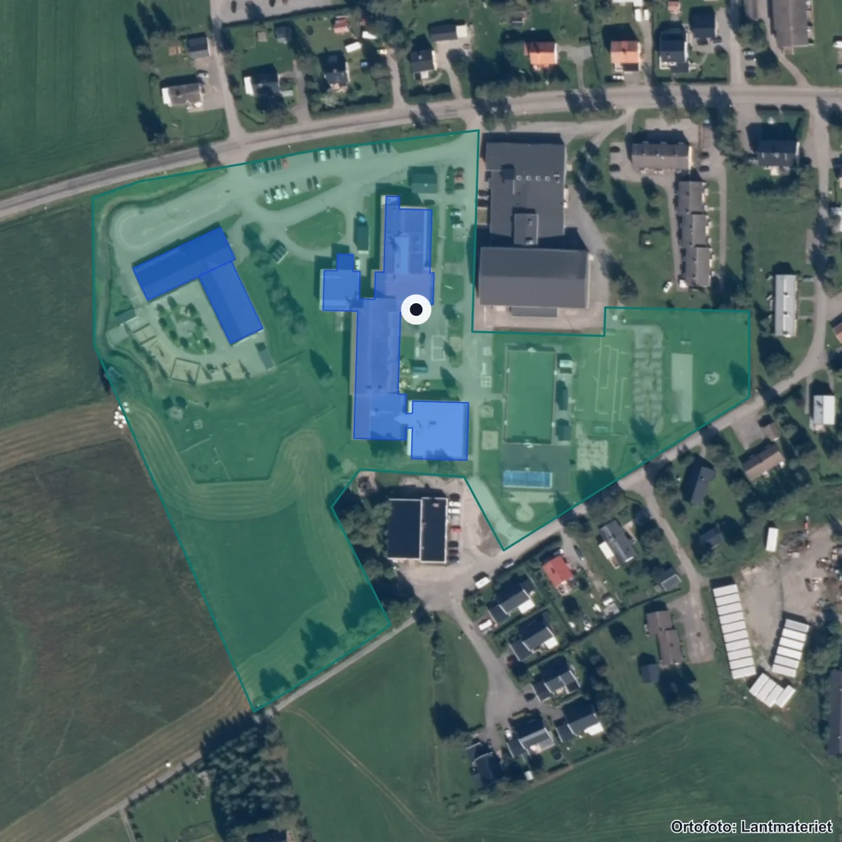 Aerial view of Myrvikens skola, orthophoto from Lantmäteriet