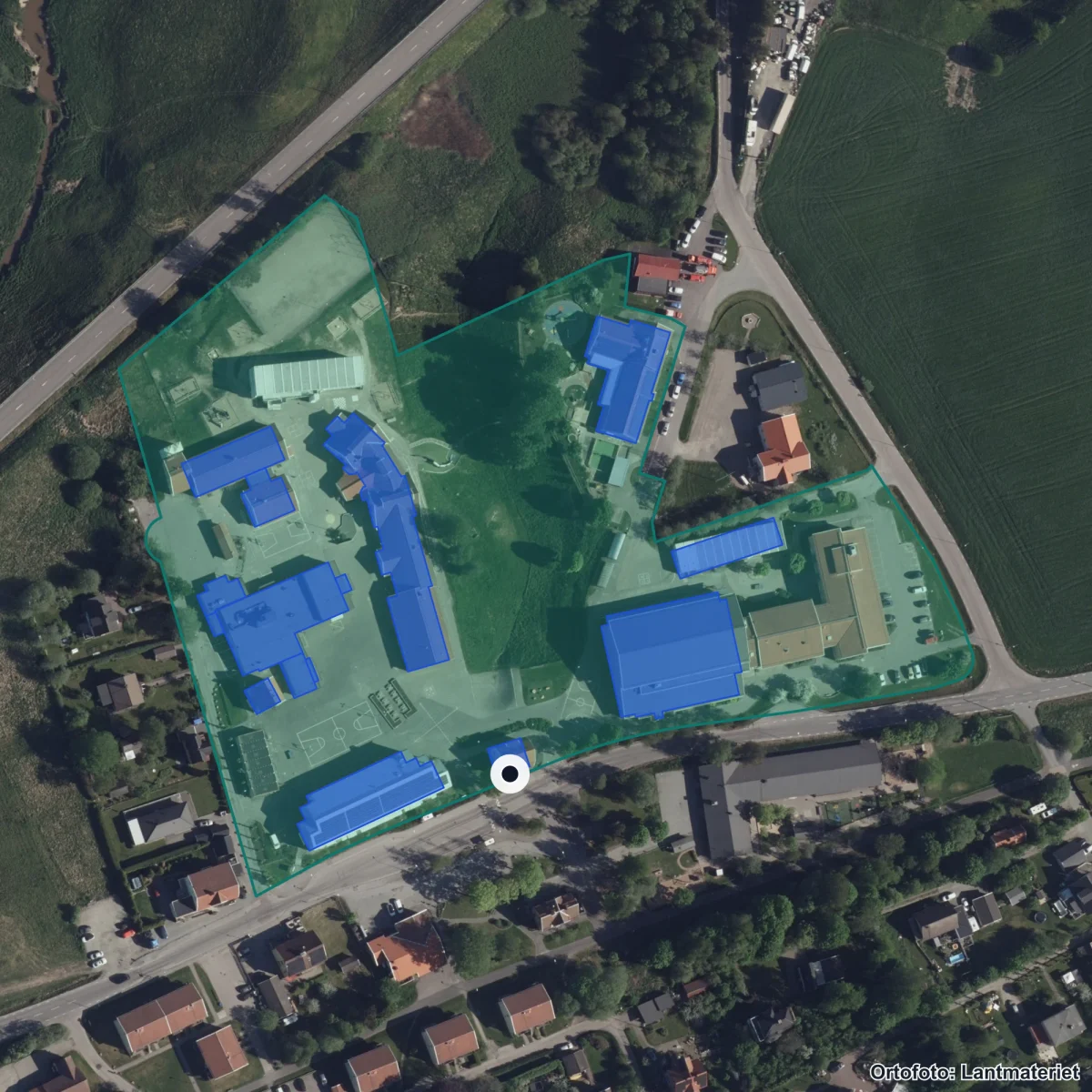 Aerial view of Bergumsskolan, orthophoto from Lantmäteriet