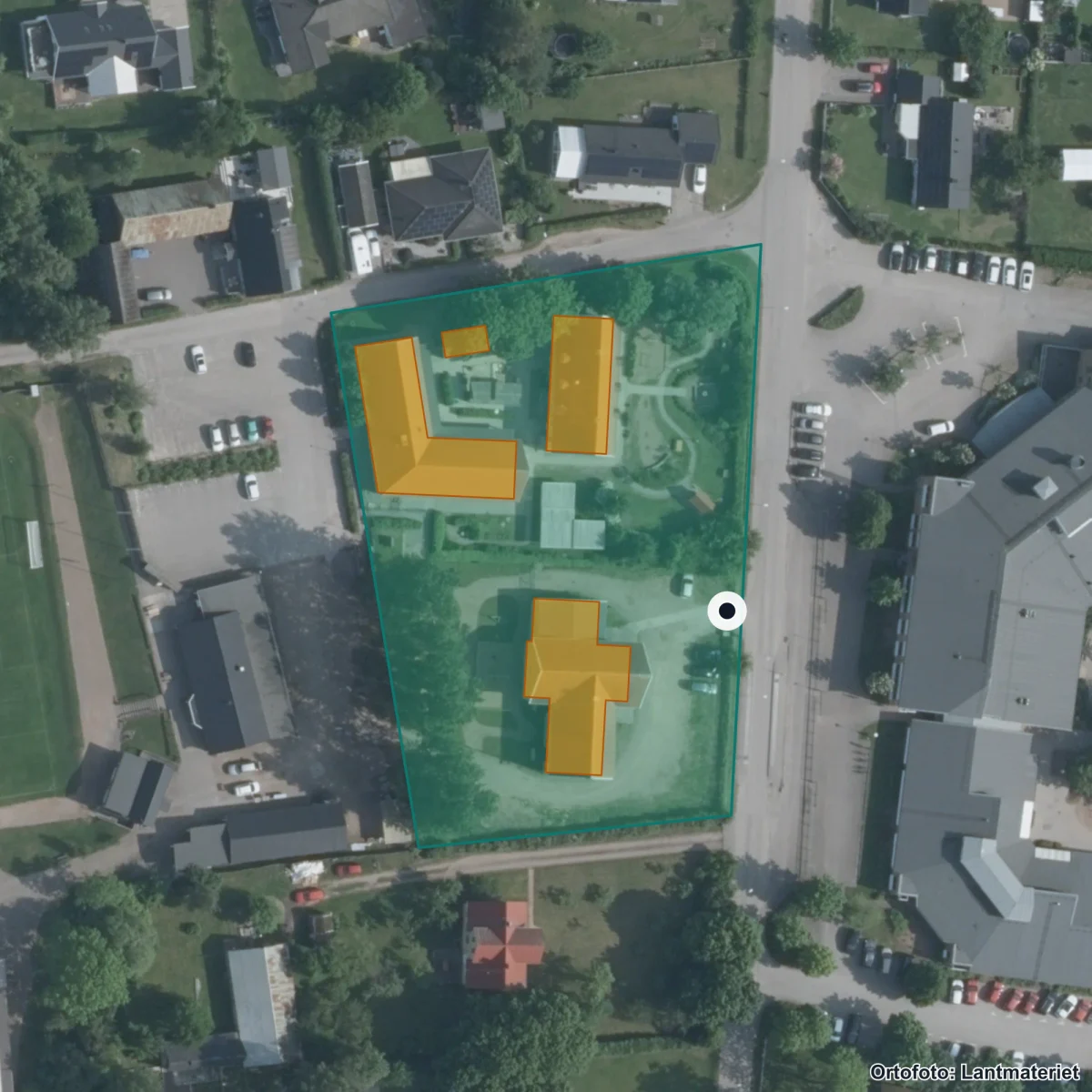 Flygbild över Trönningeskolan, ortofoto från Lantmäteriet