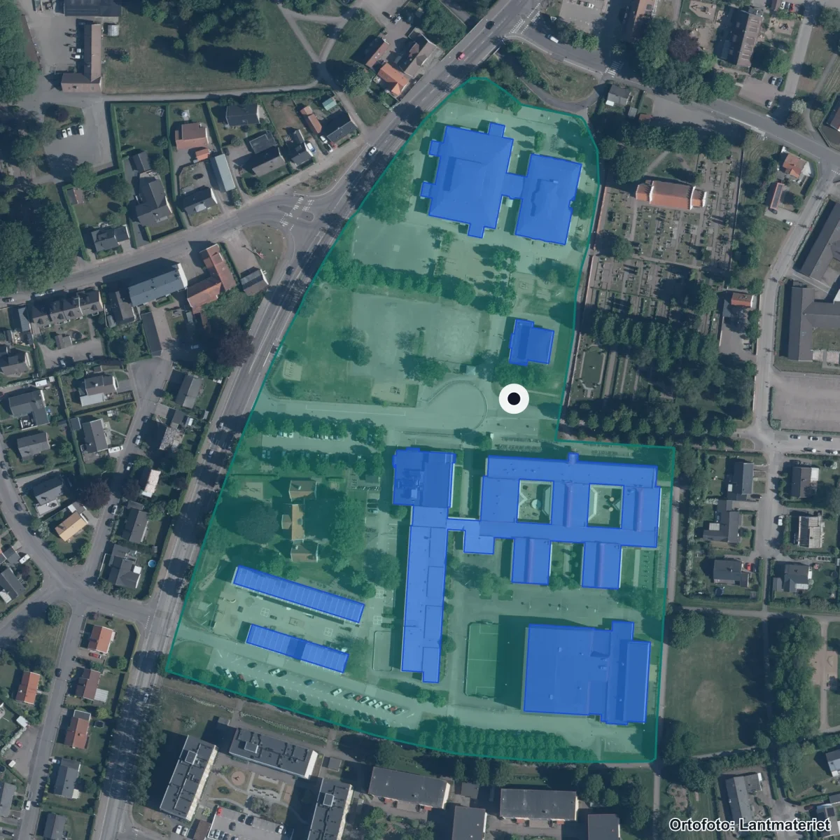 Aerial view of Rebbelberga skola, orthophoto from Lantmäteriet