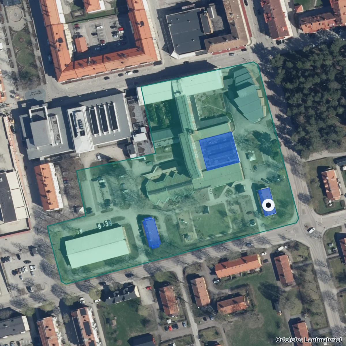 Flygbild över Läroviken, ortofoto från Lantmäteriet